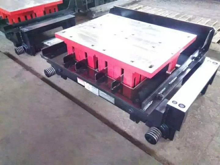Benda Mold Supplies Tiger M4/M8 and Besser V8 Molds